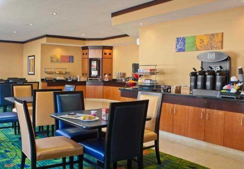Fairfield Inn & Suites By Marriott Champaign Exterior foto