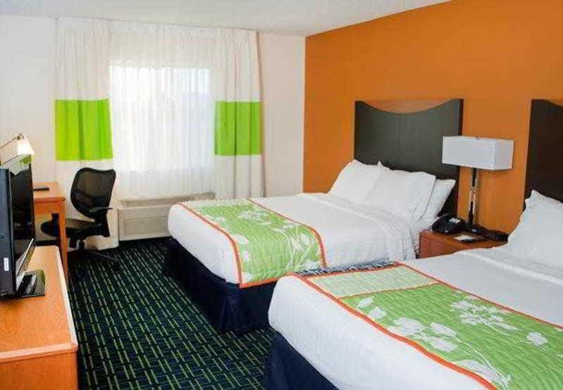 Fairfield Inn & Suites By Marriott Champaign Exterior foto